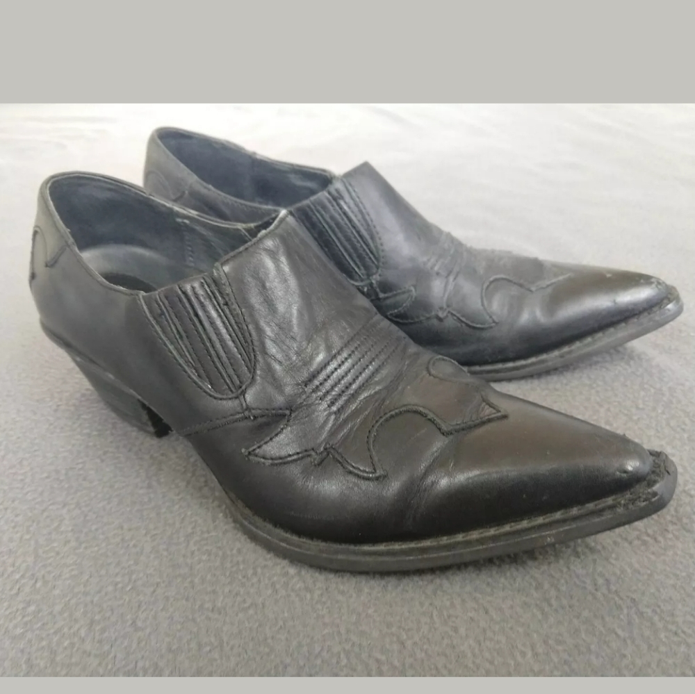 Pointed western cowboy black Ariat ankle booties